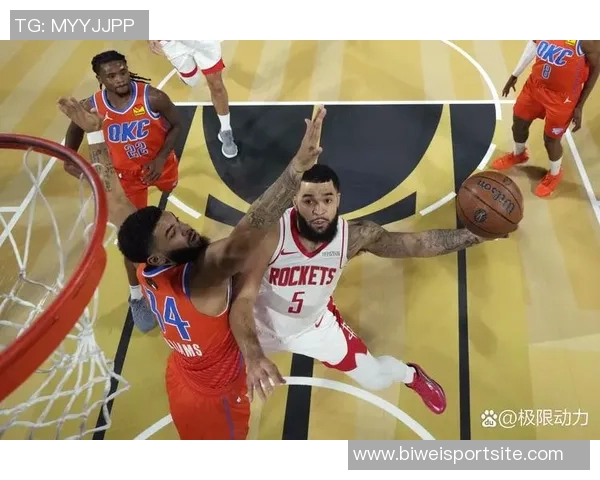 卡梅隆约翰逊火力全开13投6中贡献16分3篮板并罚球4中3表现出色