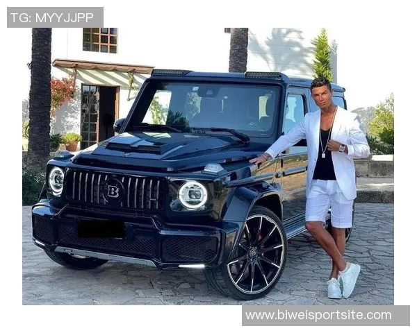 C罗个人净资产突破14亿美元成为全球足坛首位亿万富翁 C罗个人净资产突破14亿美元成为全球足坛首位亿万富翁