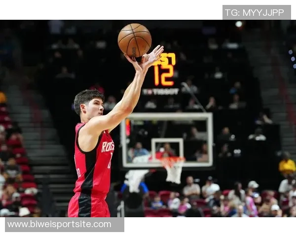 内线霸主科塔表现抢眼9投7中斩获17分4篮板2助攻1抢断4盖帽