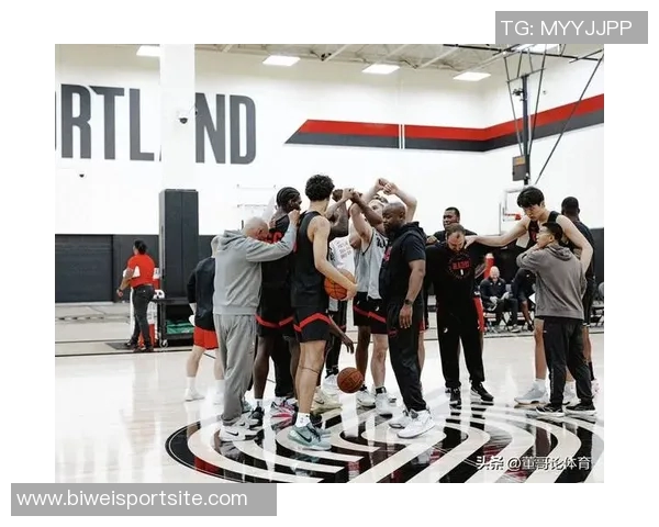 拓记:批评杨瀚森不如关注克罗宁的选秀策略与决策失误