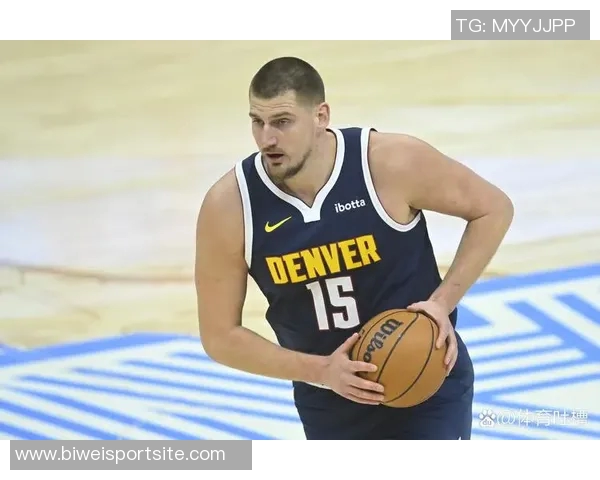 约基奇生涯20分10助场次达165场刷新中锋历史纪录超越张伯伦54场成第二